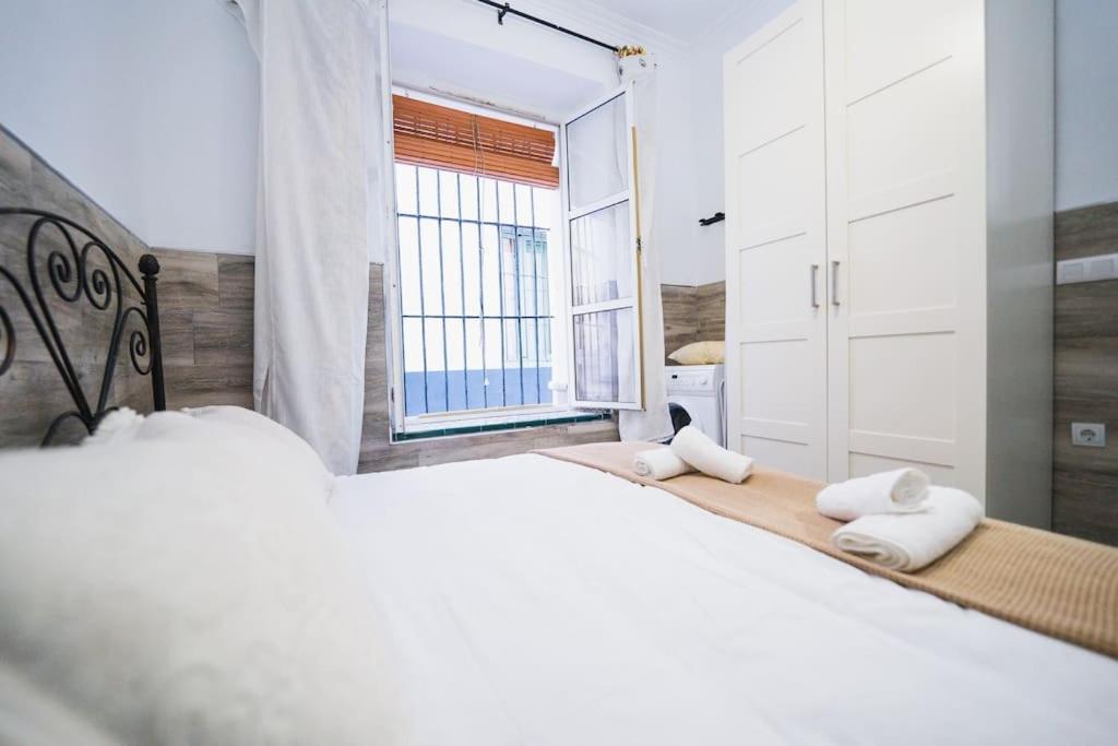 Apartamento En El Barrio De San Lorenzo, Junto A La Basilica Del Gran Poder เซบีญา ภายนอก รูปภาพ